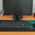 Pack Clavier & Souris Sans Fil MTEC MT K300 + Tapis de Bureau en Similicuir