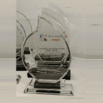 Trophée en Verre – Avec Socle en Verre