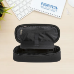 Trousse Eastpak Noire – Compacte, Résistante et Élégante