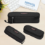 Trousse Eastpak Noire – Compacte, Résistante et Élégante