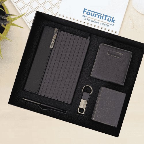 Coffret Cadeau VIP Personnalisable 5 Pièces – Notebook A5, Stylo, Porte-Stylo, Porte-Clés et Bloc Mémo